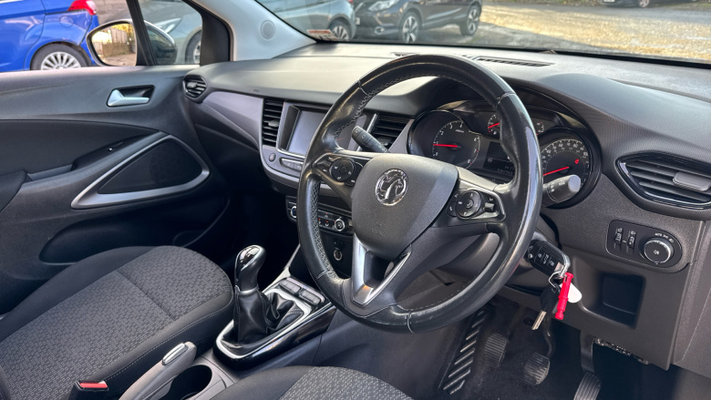 Vauxhall Crossland 1.2 SE 5dr Petrol Hatchback